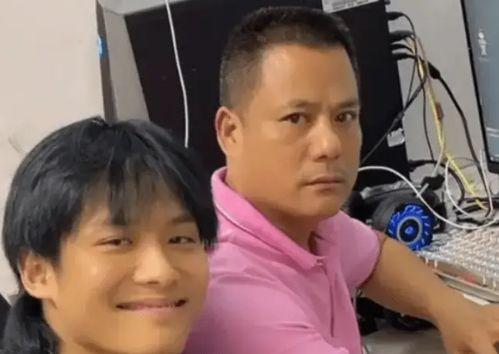 可爱杨爸爆料视频大全,揭秘杨爸视频大全中的温馨时刻  第1张